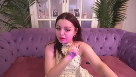 Kira online show from June 2026 08:08:01 PM