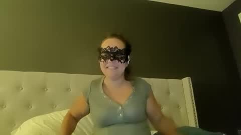 SinfulSynergy online show from September 2025 01:17:01 AM