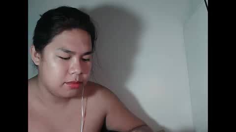 Snapshot of singleheart05 chatting on May 2026 09:57:02 PM singleheart05 online show from May 2026 09:57:02 PM