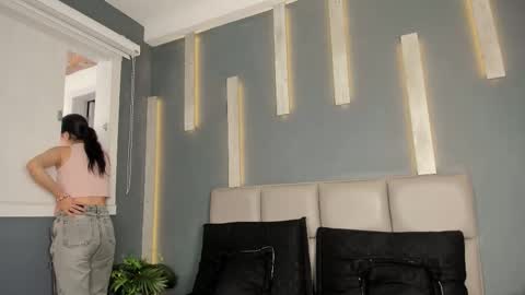 SinLickerr online show from February 2026 08:05:01 PM