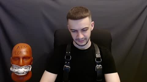 Sir Damien online show from December 2024 01:21:01 PM