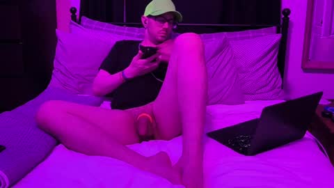 Sir Daddy McQween online show from May 2026 07:25:01 AM