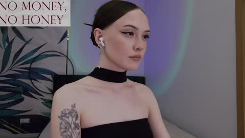 Goddess Sirena online show from June 2026 07:58:02 PM