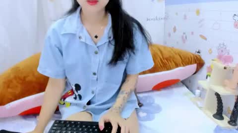 Snapshot of sisi_baby chatting on September 2025 02:35:01 AM julila online show from September 2025 02:35:01 AM