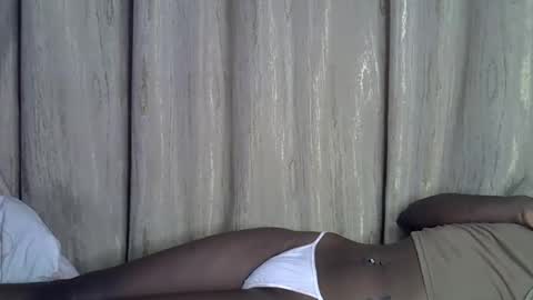 shannie online show from December 2025 03:49:02 AM