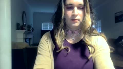 sissychrissy91 online show from November 2025 06:35:02 PM