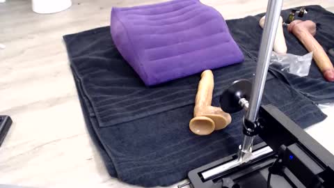 Sissy Gooner online show from April 2026 02:17:02 AM