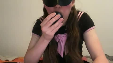 Sissy Laura online show from April 2026 04:44:02 PM