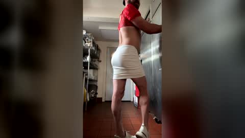 SissyMiles online show from May 2026 06:36:02 PM