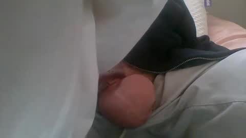 love2cum online show from March 2026 01:00:01 PM