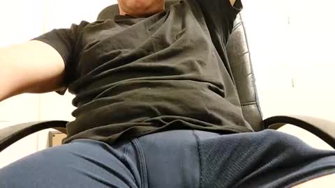 sixinchsolo online show from October 2025 03:39:02 AM