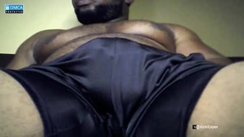 Snapshot of sizedpiper chatting on January 2026 03:50:02 PM Pvt is open. Drop thumbs up in satisfaction online show from January 2026 03:50:02 PM