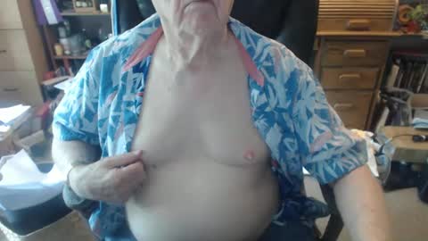 sjbottomboi online show from October 2025 08:39:01 PM