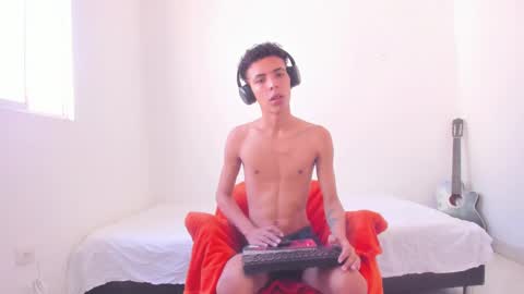 skady_coronado online show from January 2025 02:19:02 PM