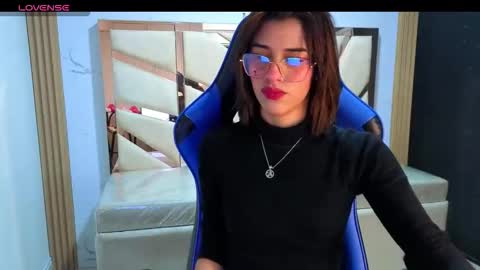 skaller_james_a online show from February 2026 01:08:02 PM