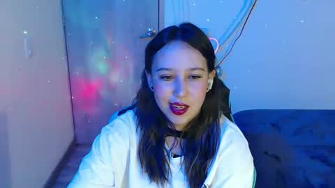 Snapshot of skarlet_adams chatting on January 2026 11:31:01 PM Alice online show from January 2026 11:31:01 PM