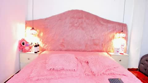 skarletruiz online show from February 2026 10:55:02 AM