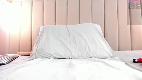 Snapshot of skarlett_monroee chatting on December 2024 01:46:01 PM Skarlet online show from December 2024 01:46:01 PM