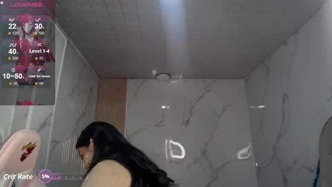 Snapshot of skeler_lovd_b chatting on November 2025 01:08:02 AM Skarlet online show from November 2025 01:08:02 AM