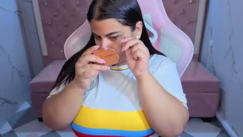 Snapshot of skeler_lovd_b chatting on July 2026 01:17:01 PM Skarlet online show from July 2026 01:17:01 PM