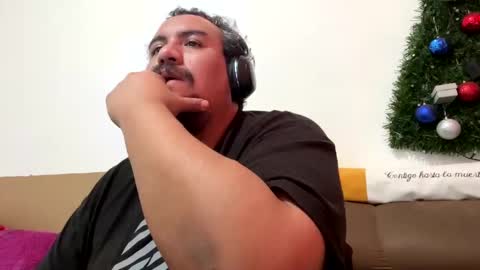 Elias online show from January 2025 10:17:02 PM