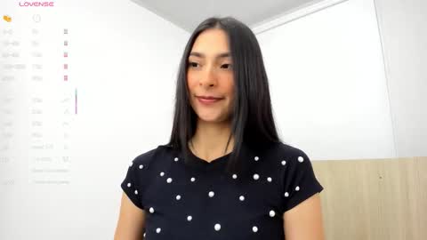 Ariadna online show from October 2025 11:24:01 AM