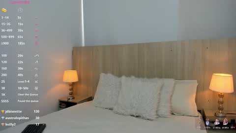 Snapshot of skinny_ariadna chatting on November 2025 11:19:01 AM Ariadna online show from November 2025 11:19:01 AM