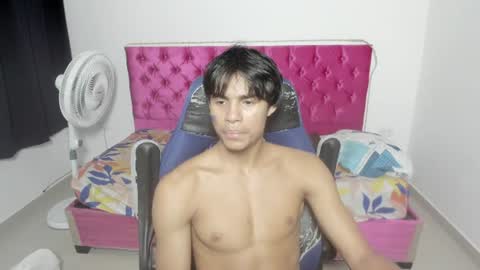 Snapshot of skinny_sam23 chatting on June 2026 09:14:01 AM sam online show from June 2026 09:14:01 AM