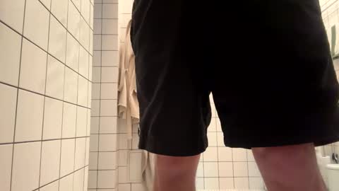 skinnyduderino online show from December 2025 10:31:01 AM