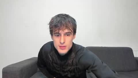 skinnyguywithbigd online show from December 2024 02:41:02 PM