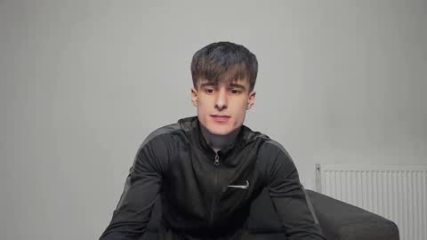 skinnyguywithbigd online show from September 2025 10:48:02 AM