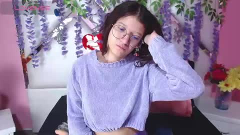 Snapshot of skinnyhorny_ chatting on February 2025 02:42:02 AM SKINNYHORNY online show from February 2025 02:42:02 AM