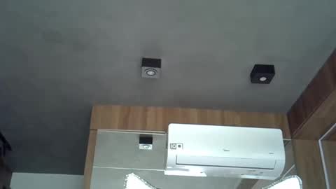 skinnykittencam online show from October 2025 06:56:01 PM