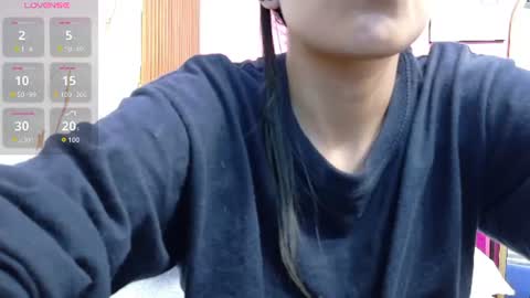 Snapshot of skinnyneighbour_ chatting on July 2026 02:58:01 AM Karla online show from July 2026 02:58:01 AM