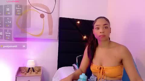 Snapshot of skinnysamantha chatting on July 2026 02:36:01 AM SAMANTHA online show from July 2026 02:36:01 AM