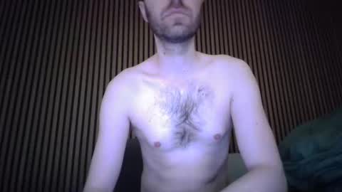 Snapshot of skinnytomdickinson chatting on March 2026 07:03:01 AM skinnytomdickinson online show from March 2026 07:03:01 AM