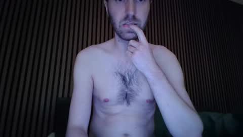 Snapshot of skinnytomdickinson chatting on April 2026 06:49:02 PM skinnytomdickinson online show from April 2026 06:49:02 PM