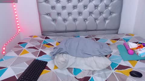 Alexa  online show from December 2024 04:32:02 PM