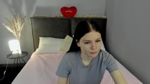 Snapshot of skinyjoy chatting on February 2026 02:21:01 AM Joys online show from February 2026 02:21:01 AM