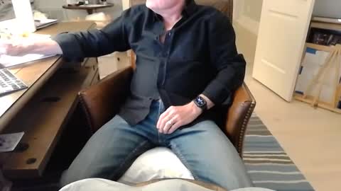 Snapshot of skr235 chatting on February 2025 02:32:02 AM skr235 online show from February 2025 02:32:02 AM