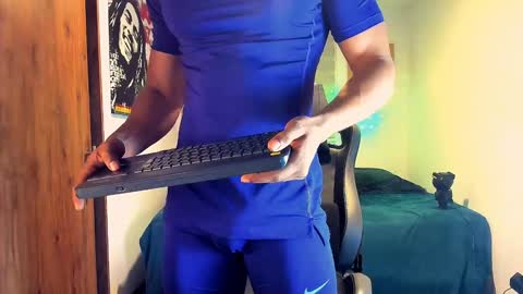 Snapshot of skull_prospect chatting on January 2025 11:15:02 AM Liam Vokov online show from January 2025 11:15:02 AM