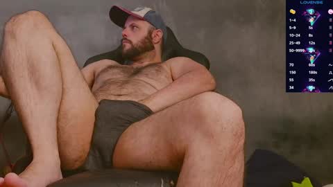Snapshot of skullxxx83 chatting on May 2026 08:04:02 PM Skull online show from May 2026 08:04:02 PM