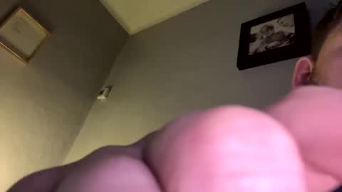 skuzzy25 online show from March 2025 12:00:02 AM