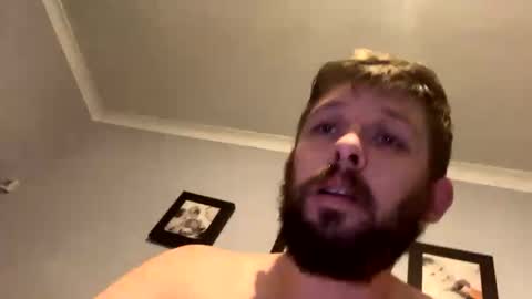 skuzzy25 online show from October 2025 12:10:02 AM