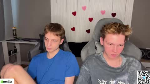 sky_hunter online show from March 2026 12:30:02 PM