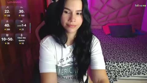 Snapshot of sky_lover_ chatting on June 2026 09:04:02 AM Sky online show from June 2026 09:04:02 AM