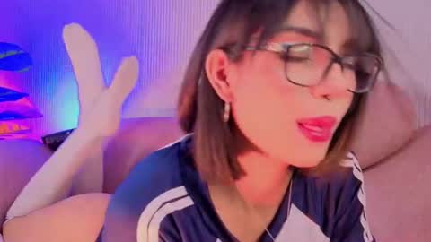 Snapshot of sky_rosee chatting on August 2026 06:43:02 PM Sky online show from August 2026 06:43:02 PM