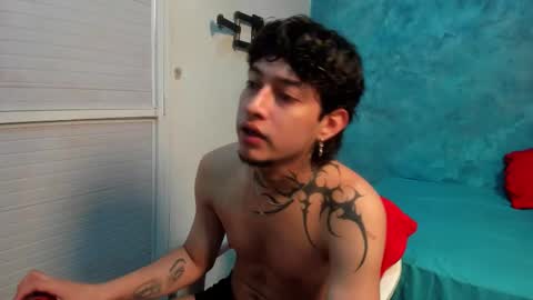 sky_wild online show from February 2026 07:10:01 PM