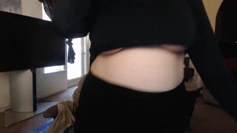 SKYLE   online show from March 2025 10:42:01 PM