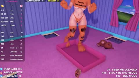 SkyeAnette online show from October 2025 01:11:01 AM